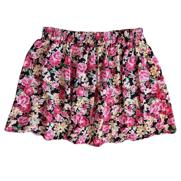 Forever 21 Dresses & Skirts - Floral impressionist vintage flower design mini skirt a siluhet Size M @K